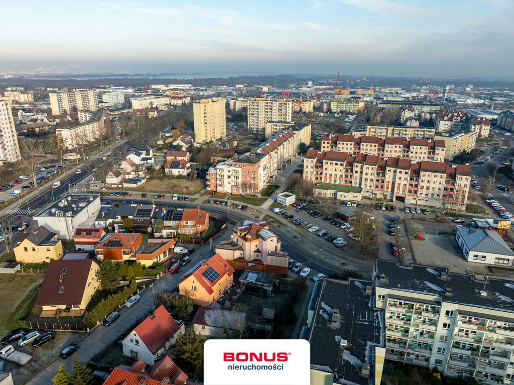 Budynek mieszkalno-usługowy 5 mieszkań + 2 lokale (9)