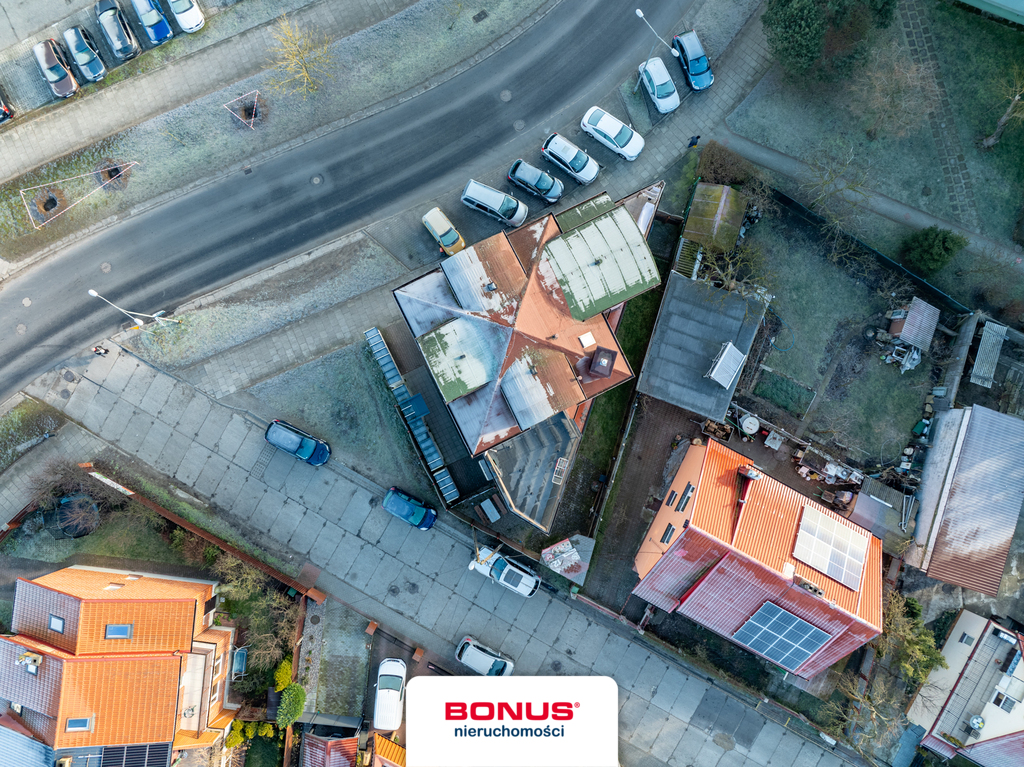 Budynek mieszkalno-usługowy 5 mieszkań + 2 lokale (13)