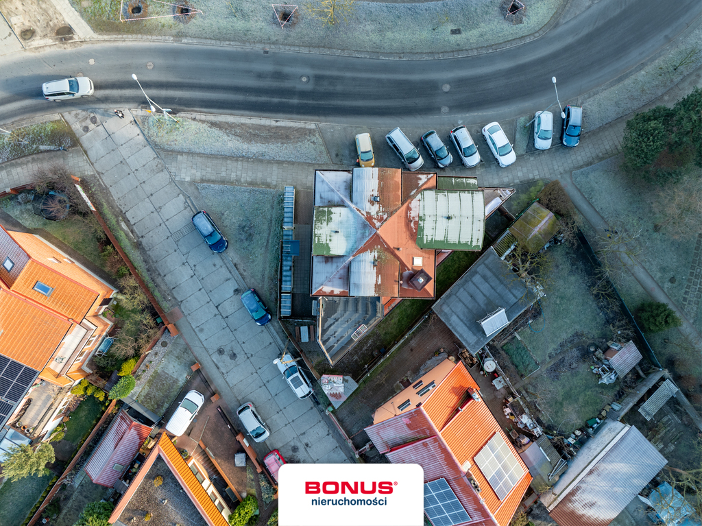 Budynek mieszkalno-usługowy 5 mieszkań + 2 lokale (14)