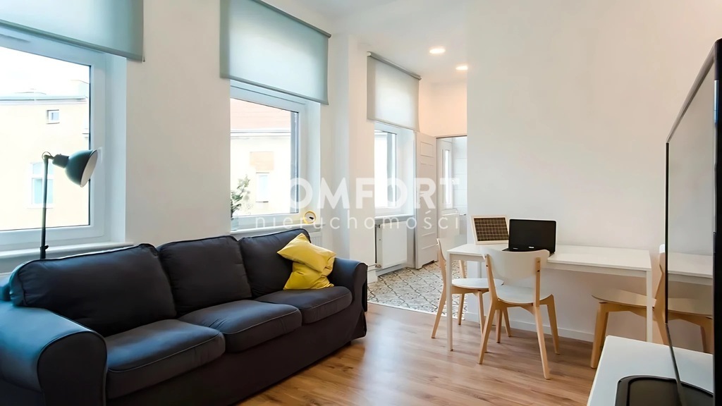 Zarabiaj 8 tysięcy miesięcznie!/ 6 pokoi w centrum (1)