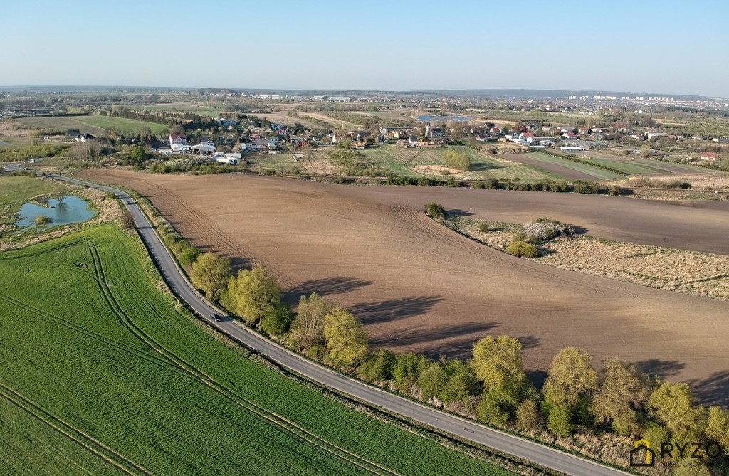 Działka Inwestycyjna Stobno przy drodze asfaltowej (3)