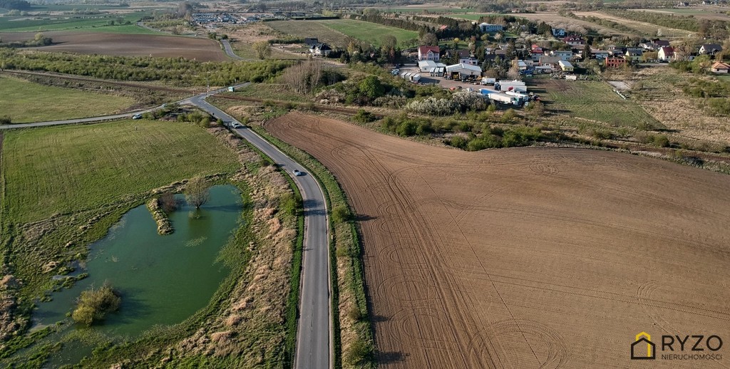 Działka Inwestycyjna Stobno przy drodze asfaltowej (6)