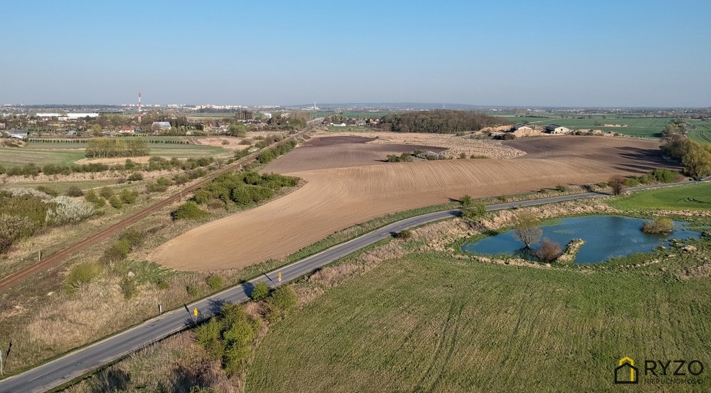 Działka Inwestycyjna Stobno przy drodze asfaltowej (10)