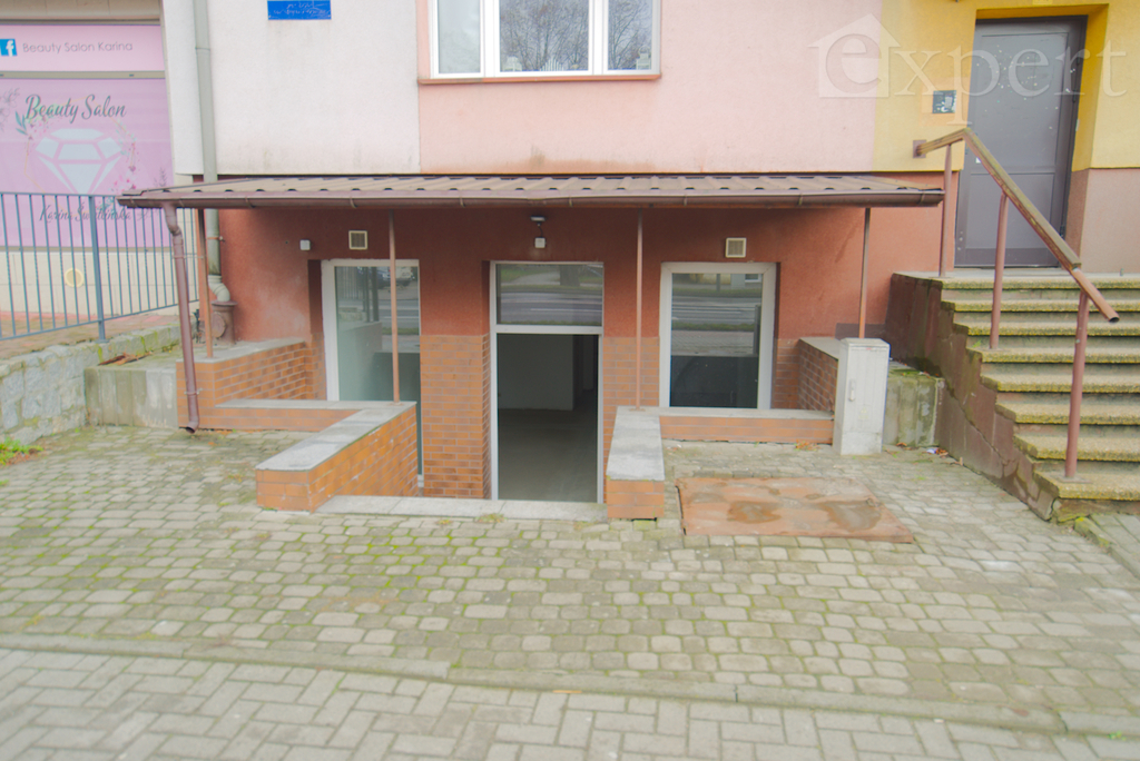 Lokal w centrum pod każdą działalność - 1 Maja (2)