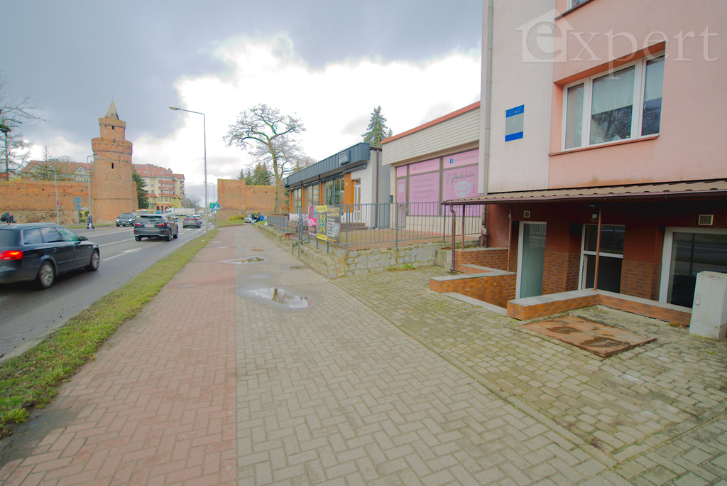 Lokal w centrum pod każdą działalność - 1 Maja (1)