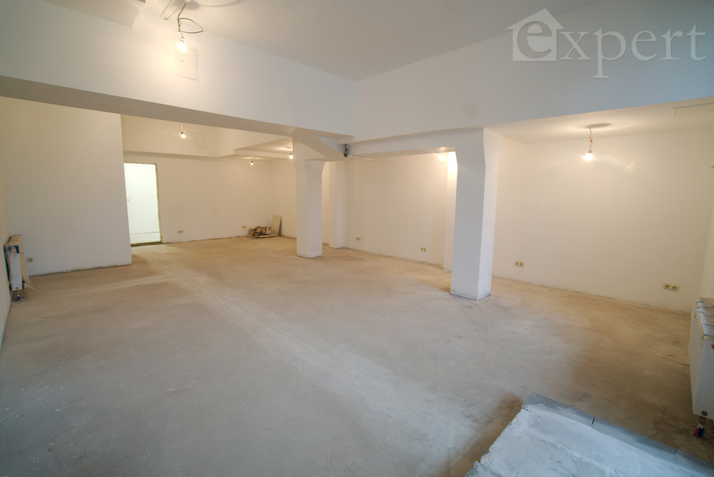 Lokal w centrum pod każdą działalność - 1 Maja (5)