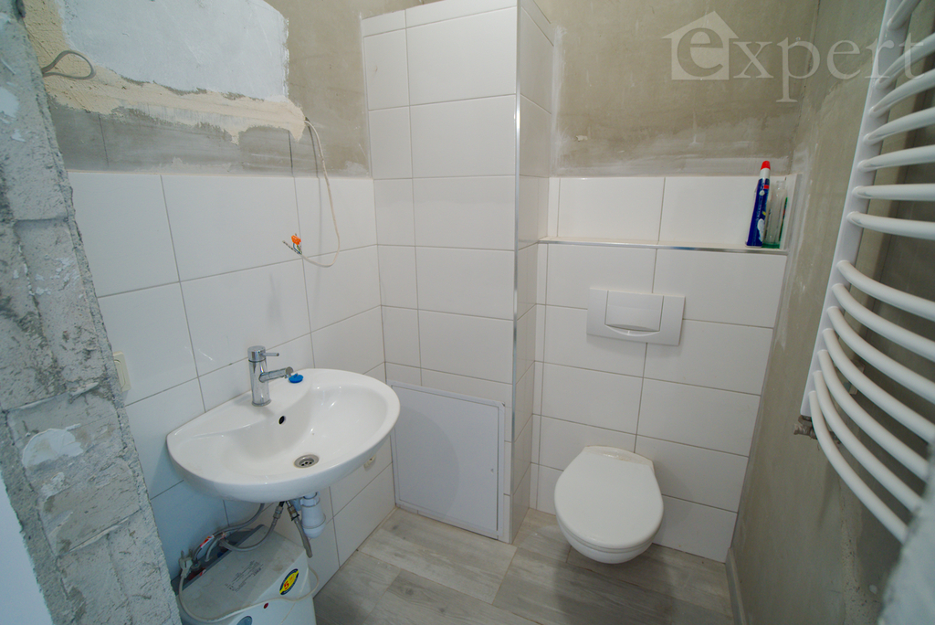 Lokal w centrum pod każdą działalność - 1 Maja (12)