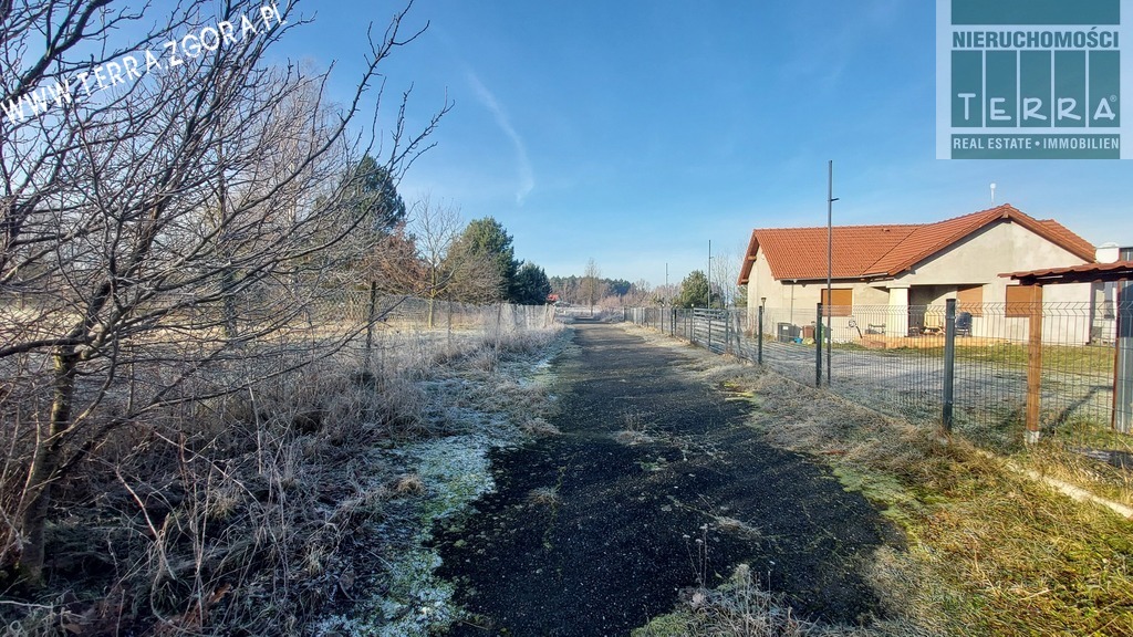 DZIAŁKA INWESTYCYJNA (15)