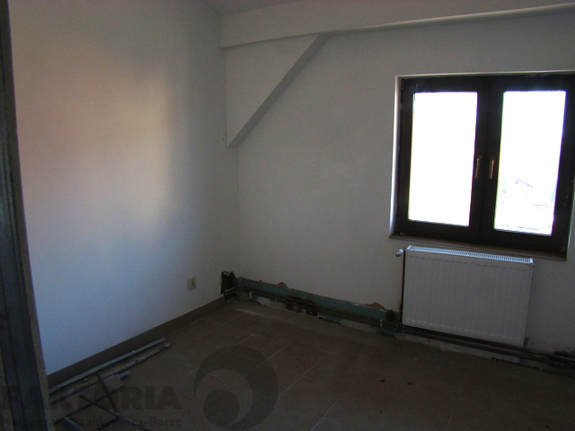 Obiekt usługowo - magazynowo - biurowy (16)