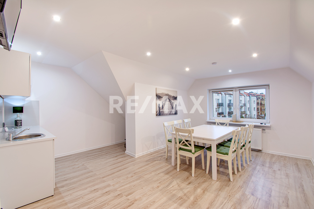 Elegancki, przestronny dom 250 m² w Kołobrzegu (18)