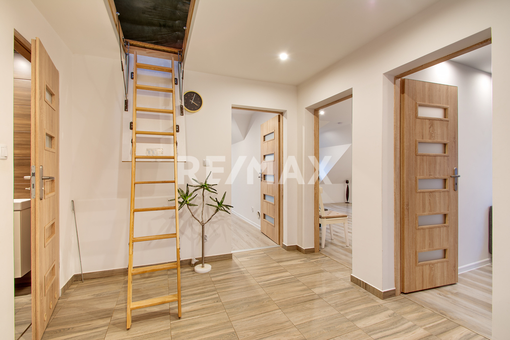 Elegancki, przestronny dom 250 m² w Kołobrzegu (16)