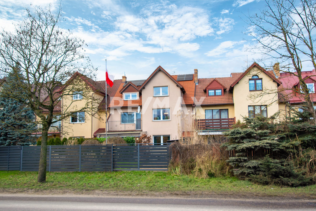 Elegancki, przestronny dom 250 m² w Kołobrzegu (22)