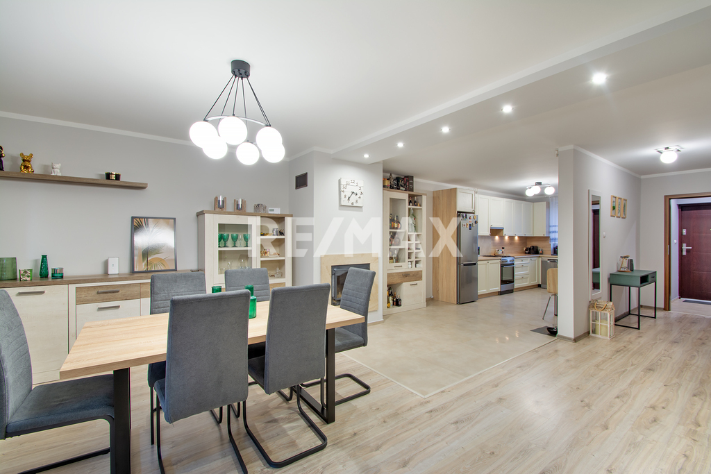 Elegancki, przestronny dom 250 m² w Kołobrzegu (1)