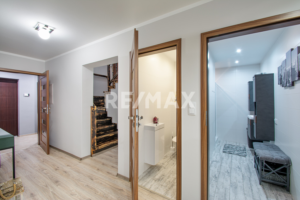 Elegancki, przestronny dom 250 m² w Kołobrzegu (8)