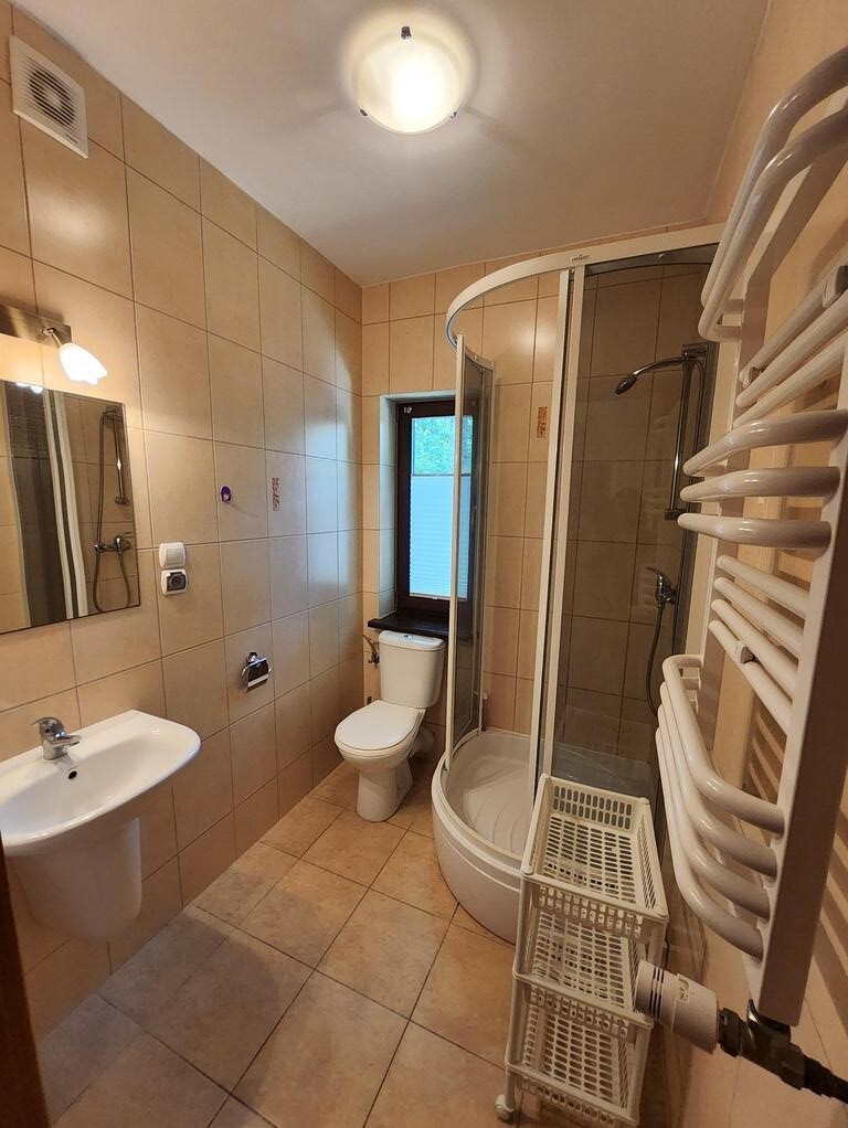 Na sprzedaż uroczy, przytulny pensjonat. (15)