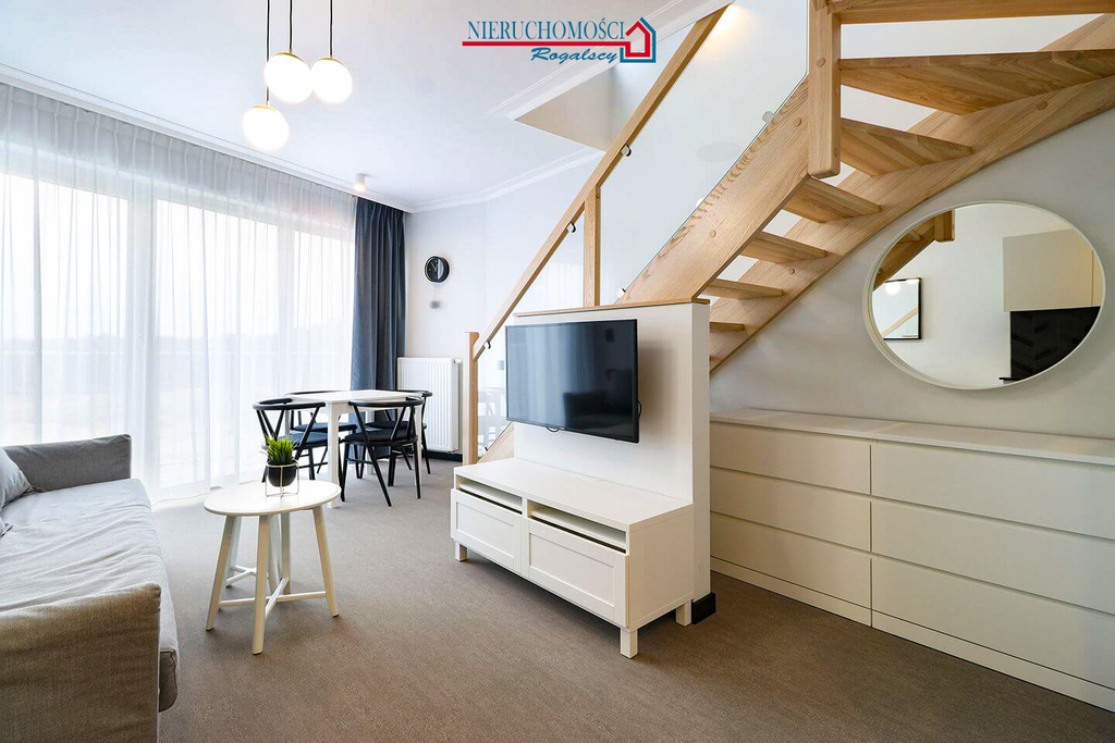 Dwupoziomowy apartament z widokiem na morze (9)