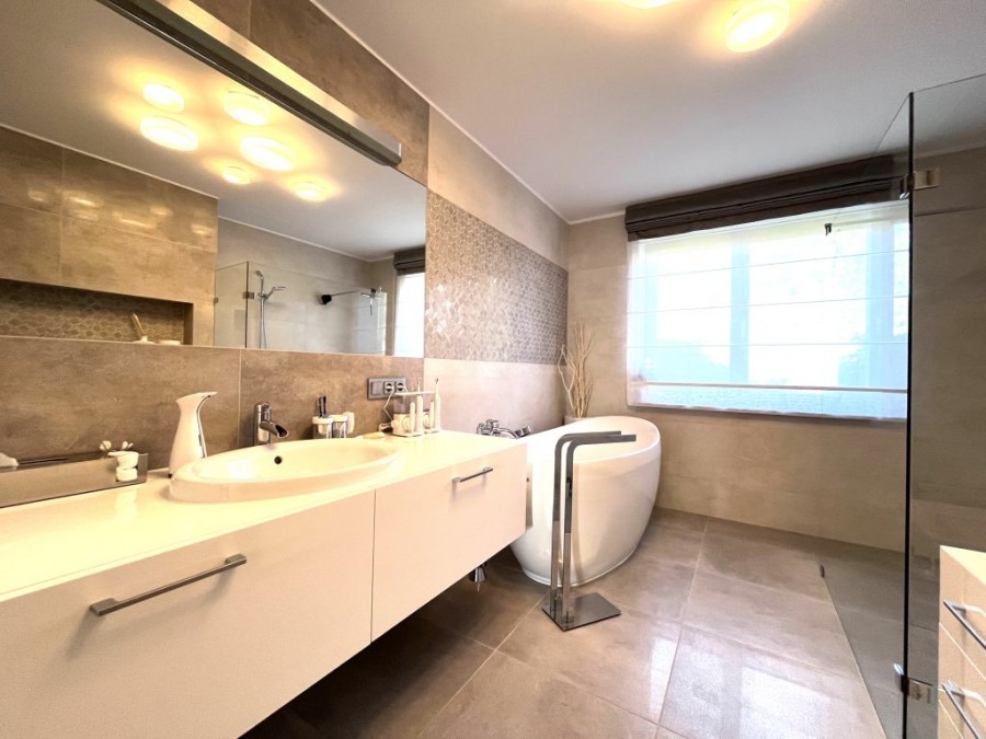 PIĘKNY DOM W MOTAŃCU (12)