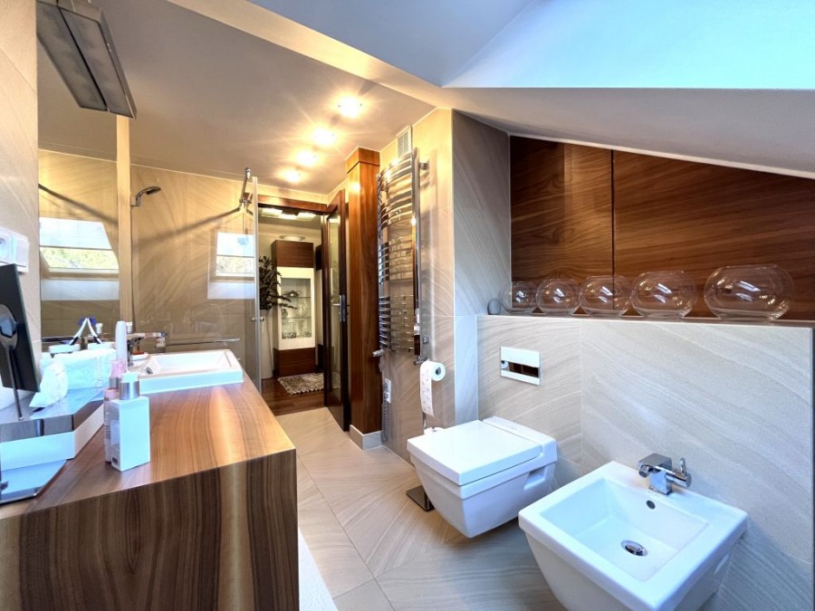 PIĘKNY DOM W MOTAŃCU (24)