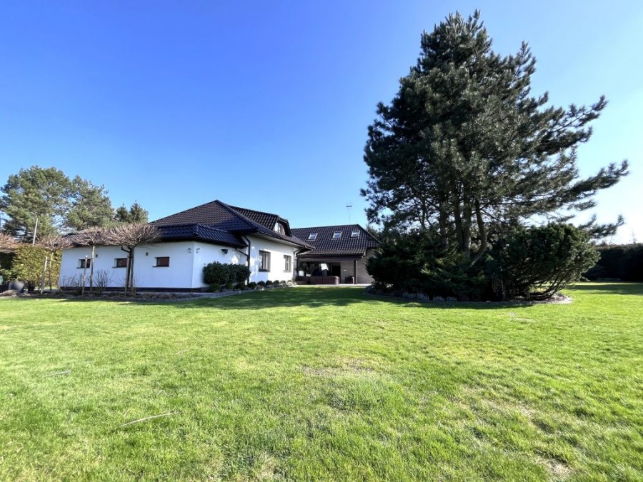 PIĘKNY DOM W MOTAŃCU (27)