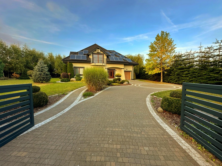 Luksusowa Rezydencja Z dala Od Zgiełku pod Lasem (1)