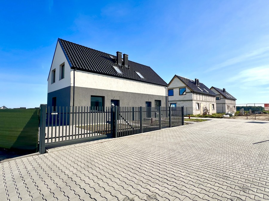 Dom z pompą ciepła, cena jak mieszkanie (1)