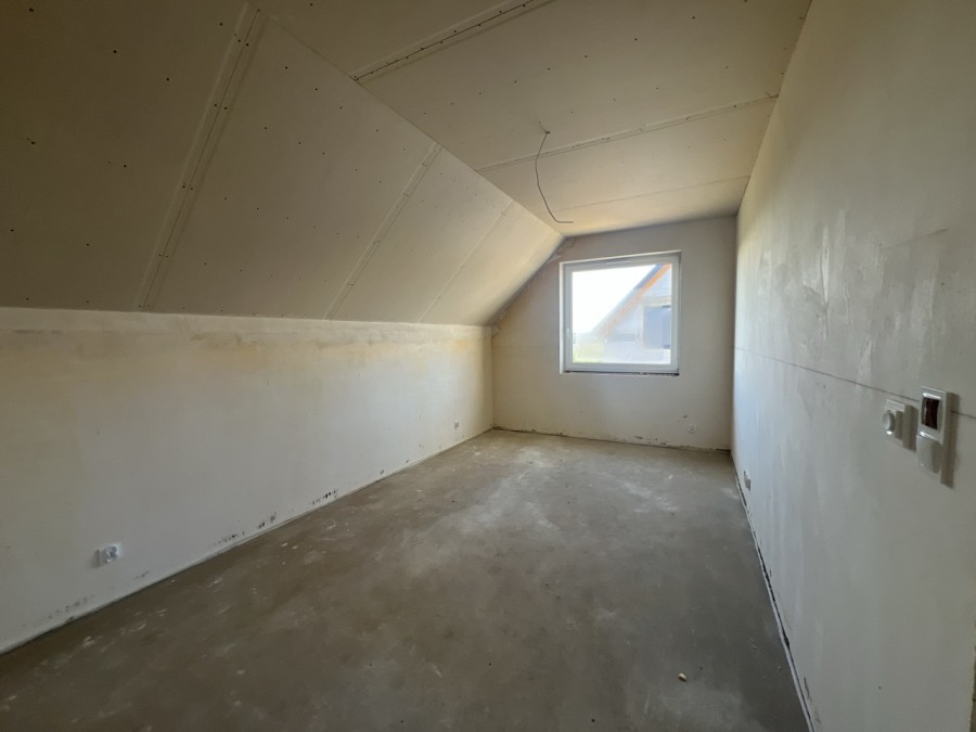 Dom z pompą ciepła, cena jak mieszkanie (2)