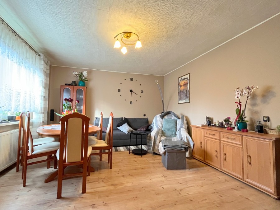 POSIADŁOŚĆ NAD STAWEM KLASZTORYM (6)