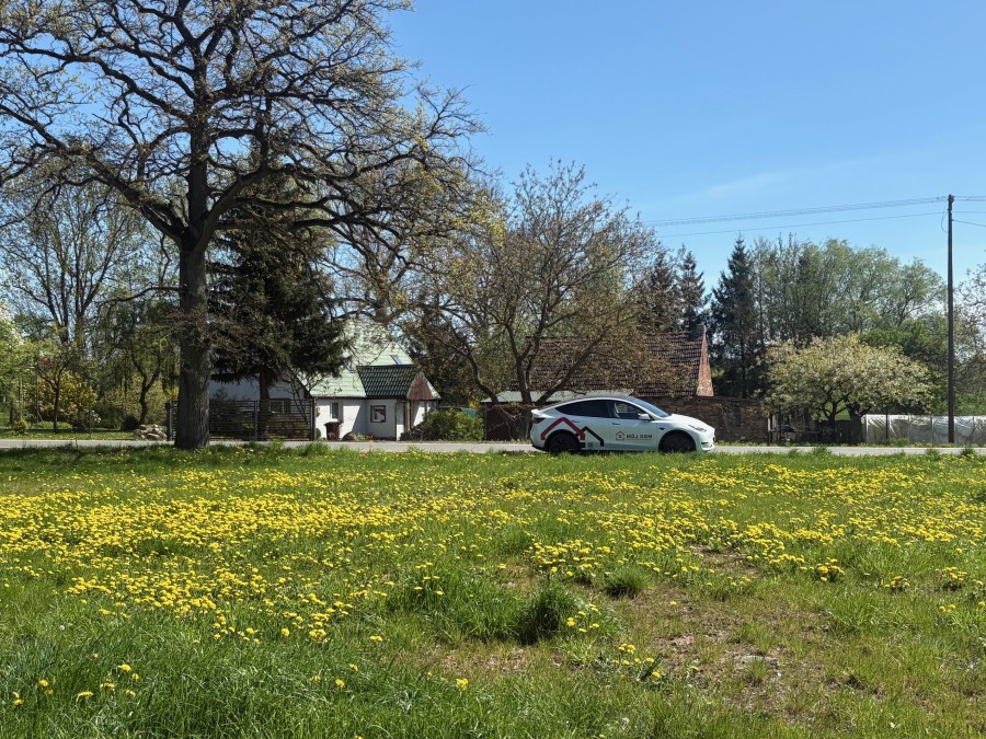 DZIAŁKA  W CENTRUM BOBROWNIK (3)