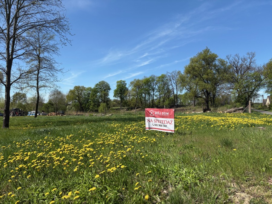 DZIAŁKA  W CENTRUM BOBROWNIK (1)