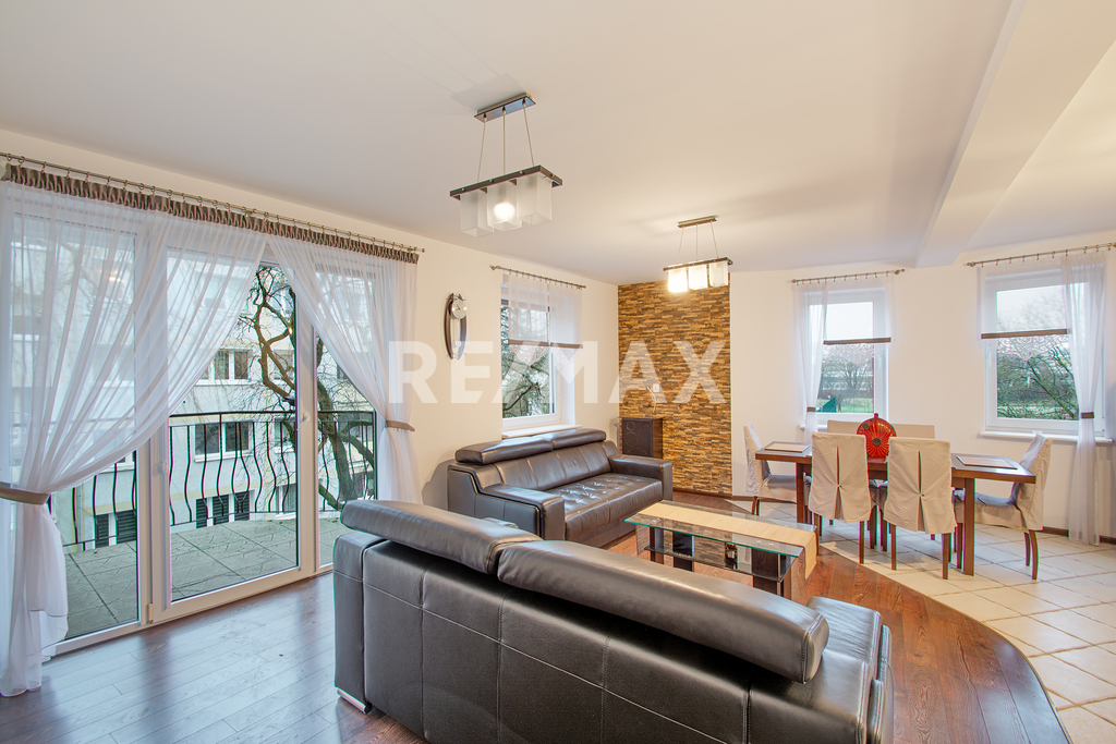 Dwupoziomowe mieszkanie w centrum Kołobrzegu/Zaple (3)