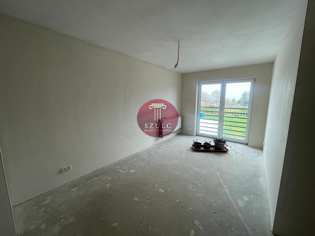 Segment w kameralnej okolicy z ogródkiem (3)