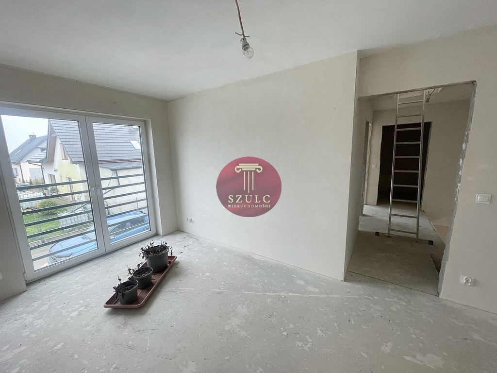 Segment w kameralnej okolicy z ogródkiem (5)