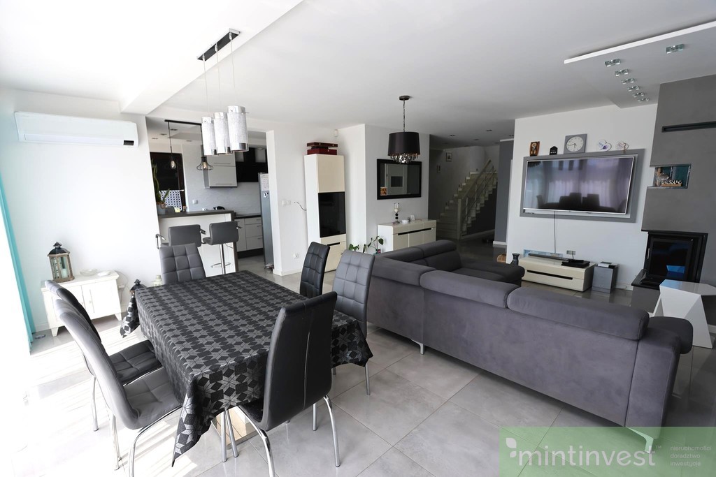 DOM DLA RODZINY WIELOPOKOLENIOWEJ (6)