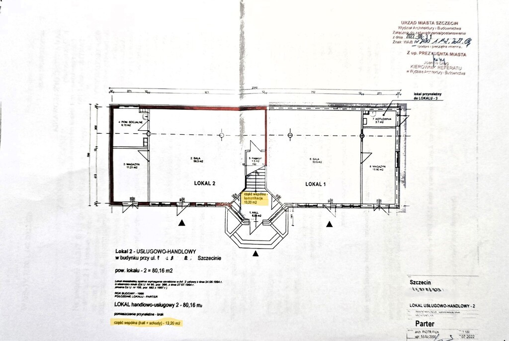 Lokal handlowy/gastronomiczny - parter budynku (2)