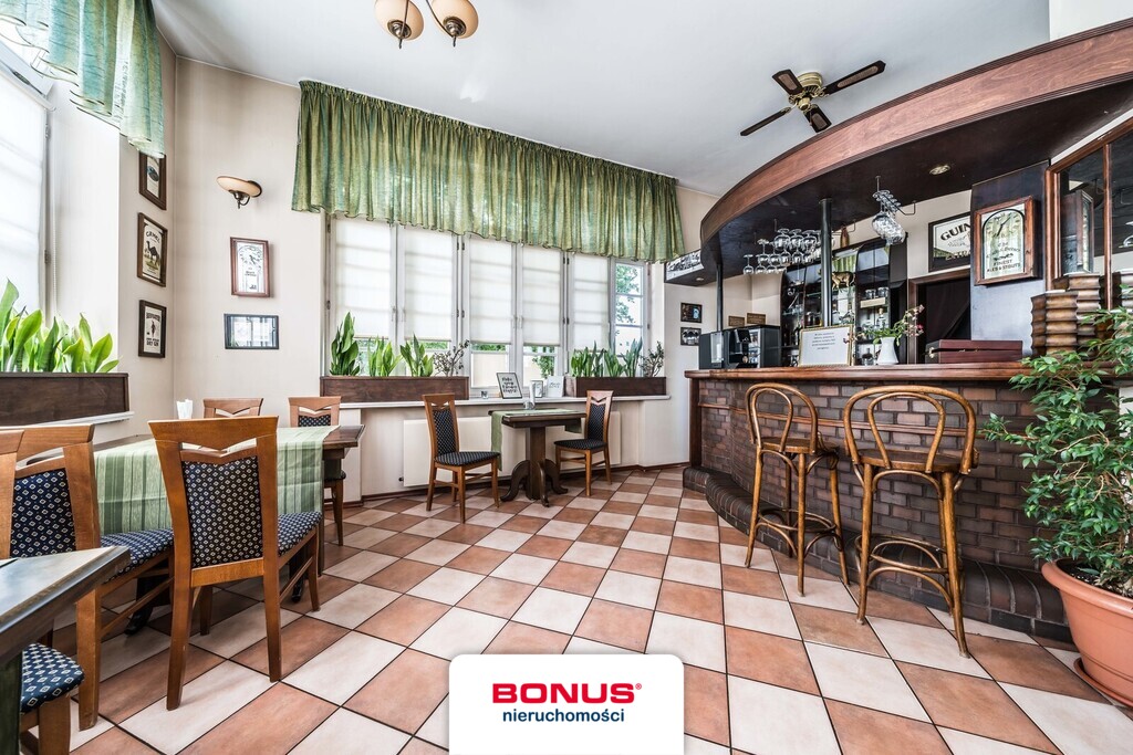 Restauracja w stylu międzywojennym (6)