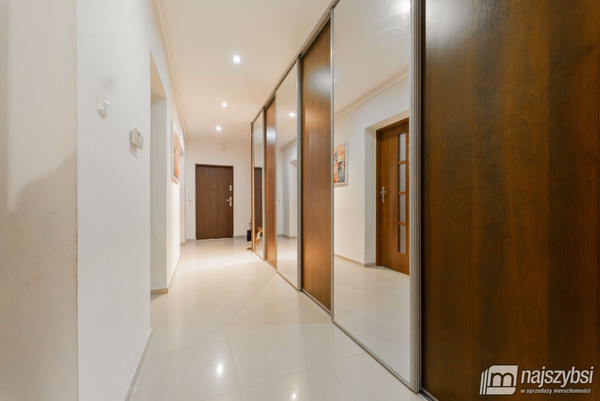 Goleniów- 4 pokojowe mieszkanie  78m2 (22)