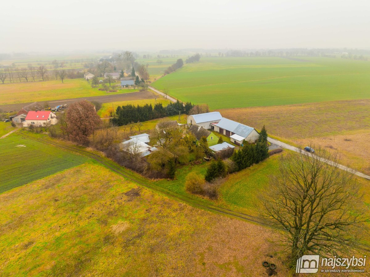 Orzesze - gospodarstwo rolne na skraju wsi (20)