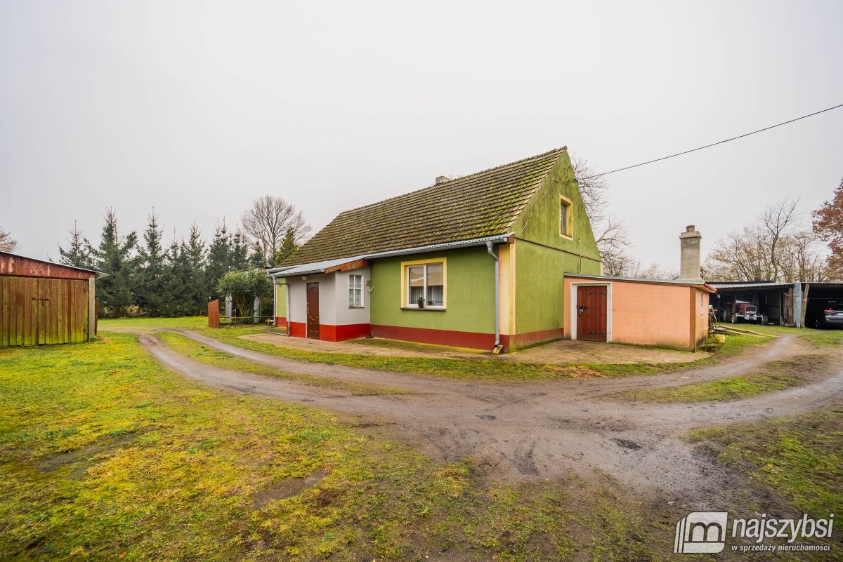 Orzesze - gospodarstwo rolne na skraju wsi (4)