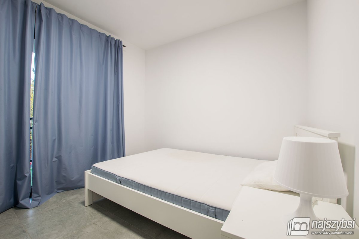 MIĘDZYWODZIE- DOCHODOWA WILLA - 3 APARTAMENTY (17)