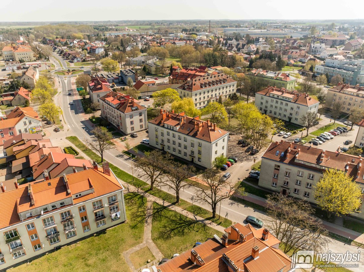 Goleniów - mieszkanie w centrum, adaptacja 2000r. (2)