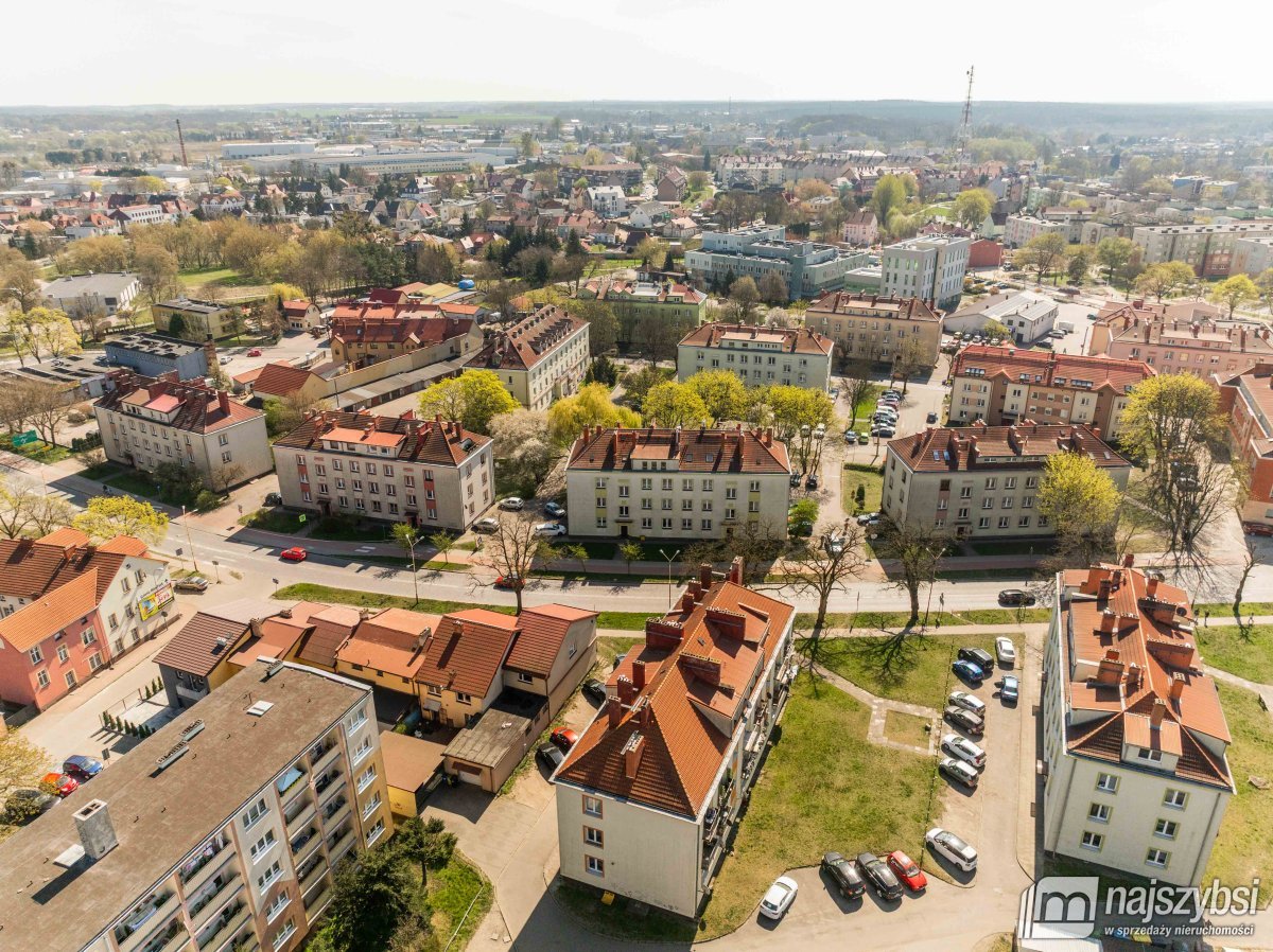 Goleniów - mieszkanie w centrum, adaptacja 2000r. (22)