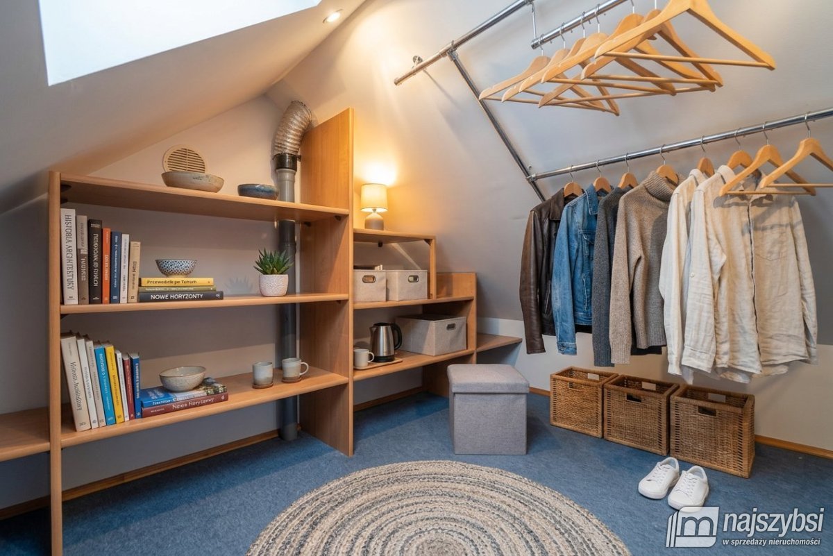 Goleniów - mieszkanie w centrum, adaptacja 2000r. (31)