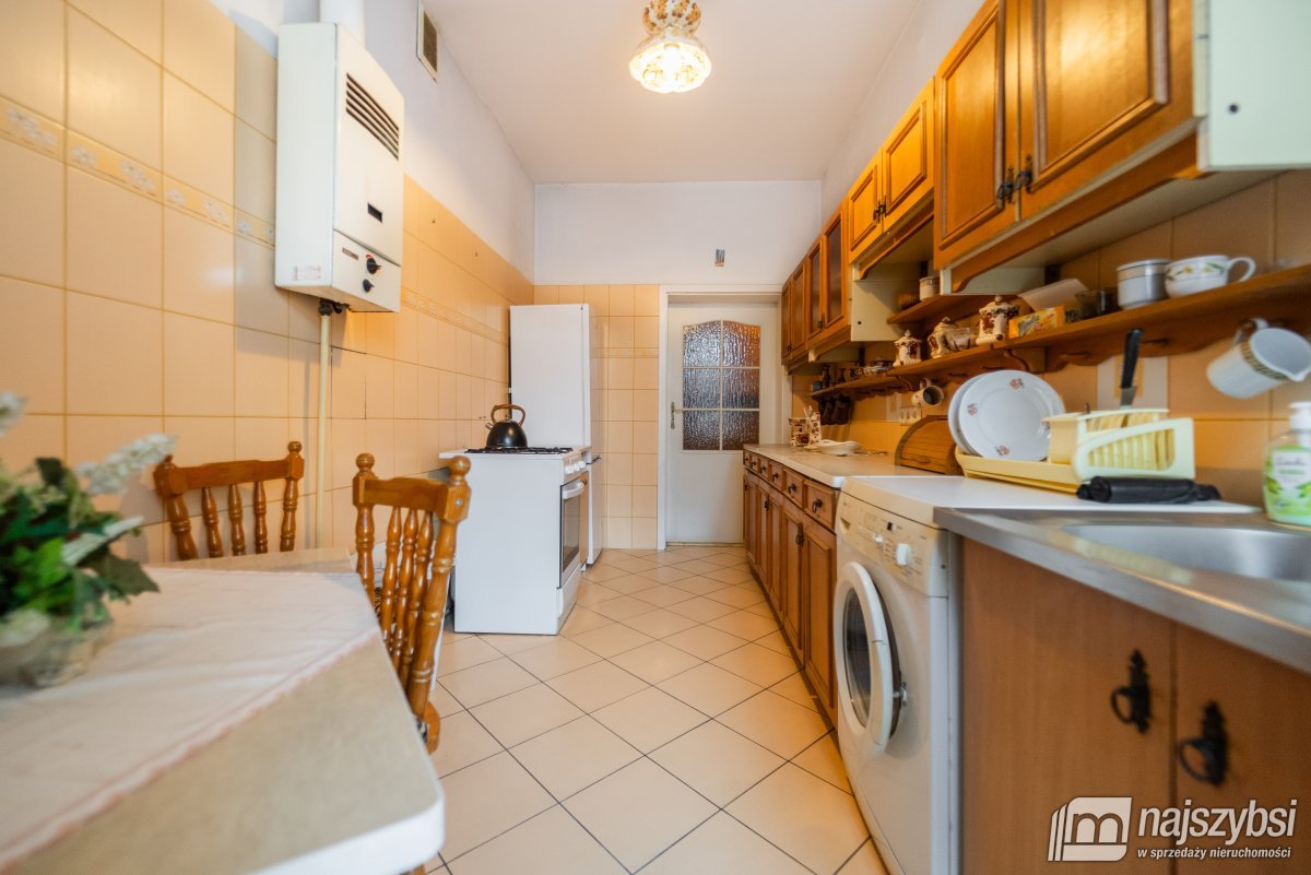 Szczecin – Przestronne mieszkanie w kamienicy (19)