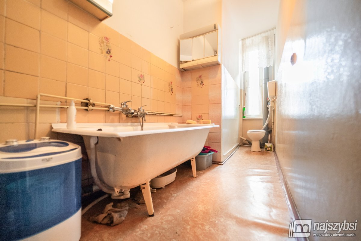 Szczecin – Przestronne mieszkanie w kamienicy (21)