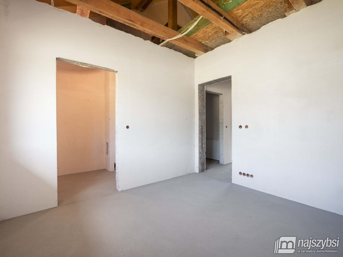 Dąbrowa -parterowy dom zaledwie 7 km od morza (16)