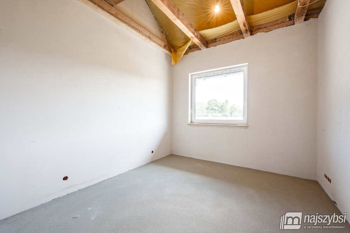 Dąbrowa -parterowy dom zaledwie 7 km od morza (17)