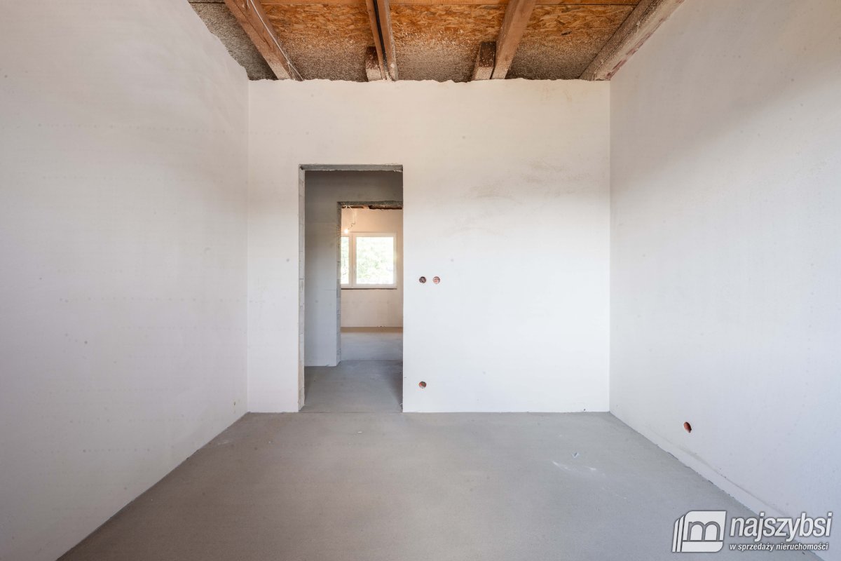 Dąbrowa -parterowy dom zaledwie 7 km od morza (18)