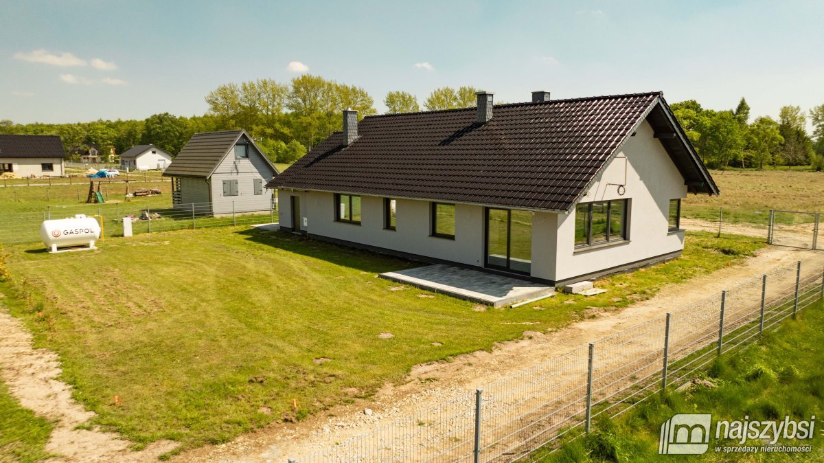 Dąbrowa -parterowy dom zaledwie 7 km od morza (3)