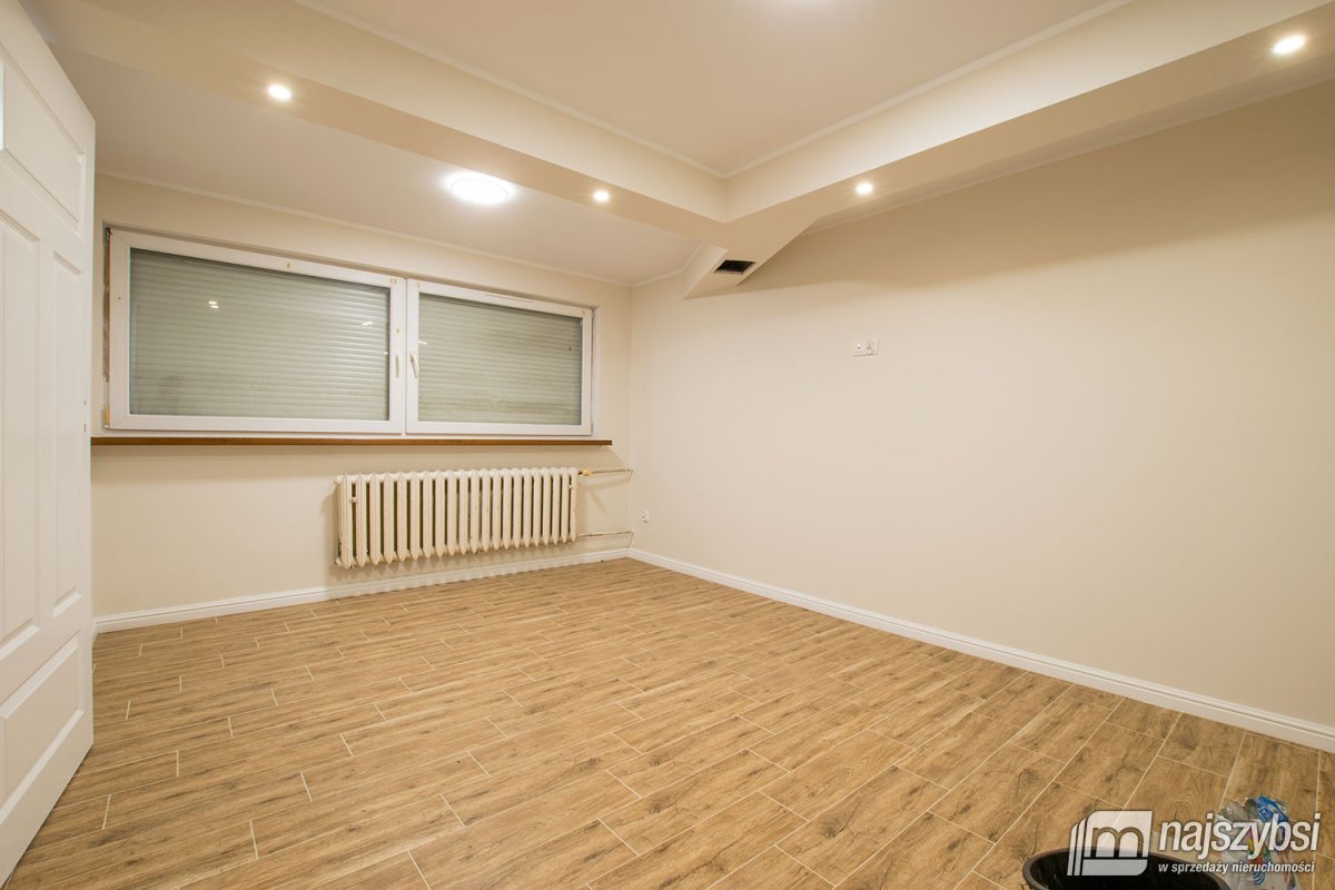 Świnoujście-piękny wykończony niemieszkalny lokal  (8)