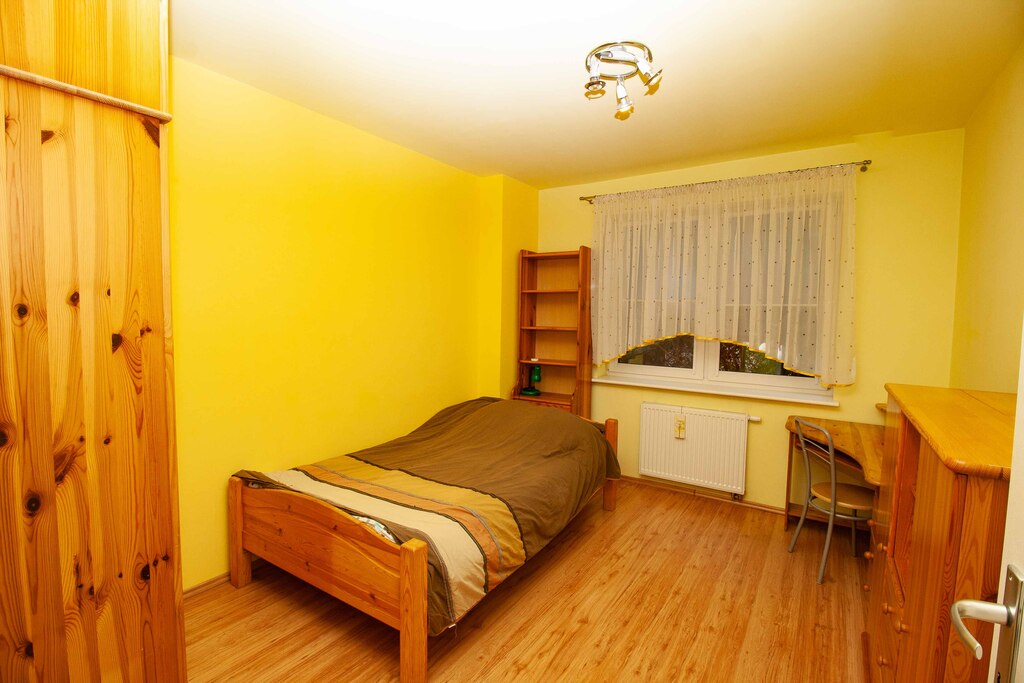 Trzy pokoje z ogródkiem w cichej części Gumieniec (28)